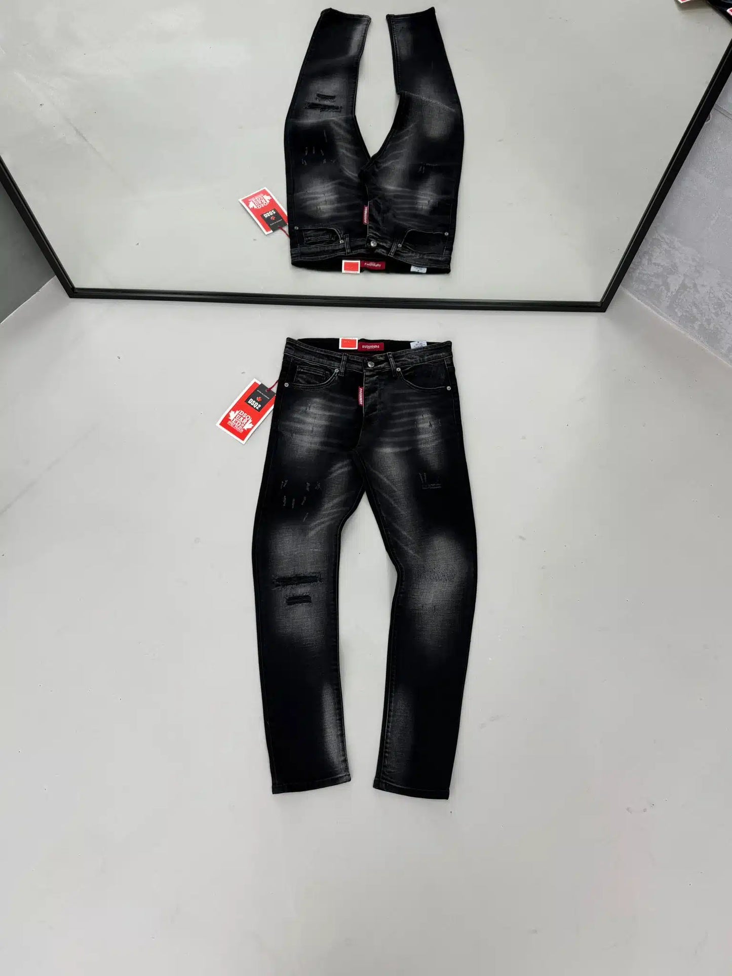 DSQ-2 Painted Jeans / Dark Black